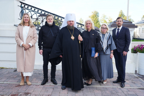 В Костроме открылся фестиваль "Видеть и Слышать"